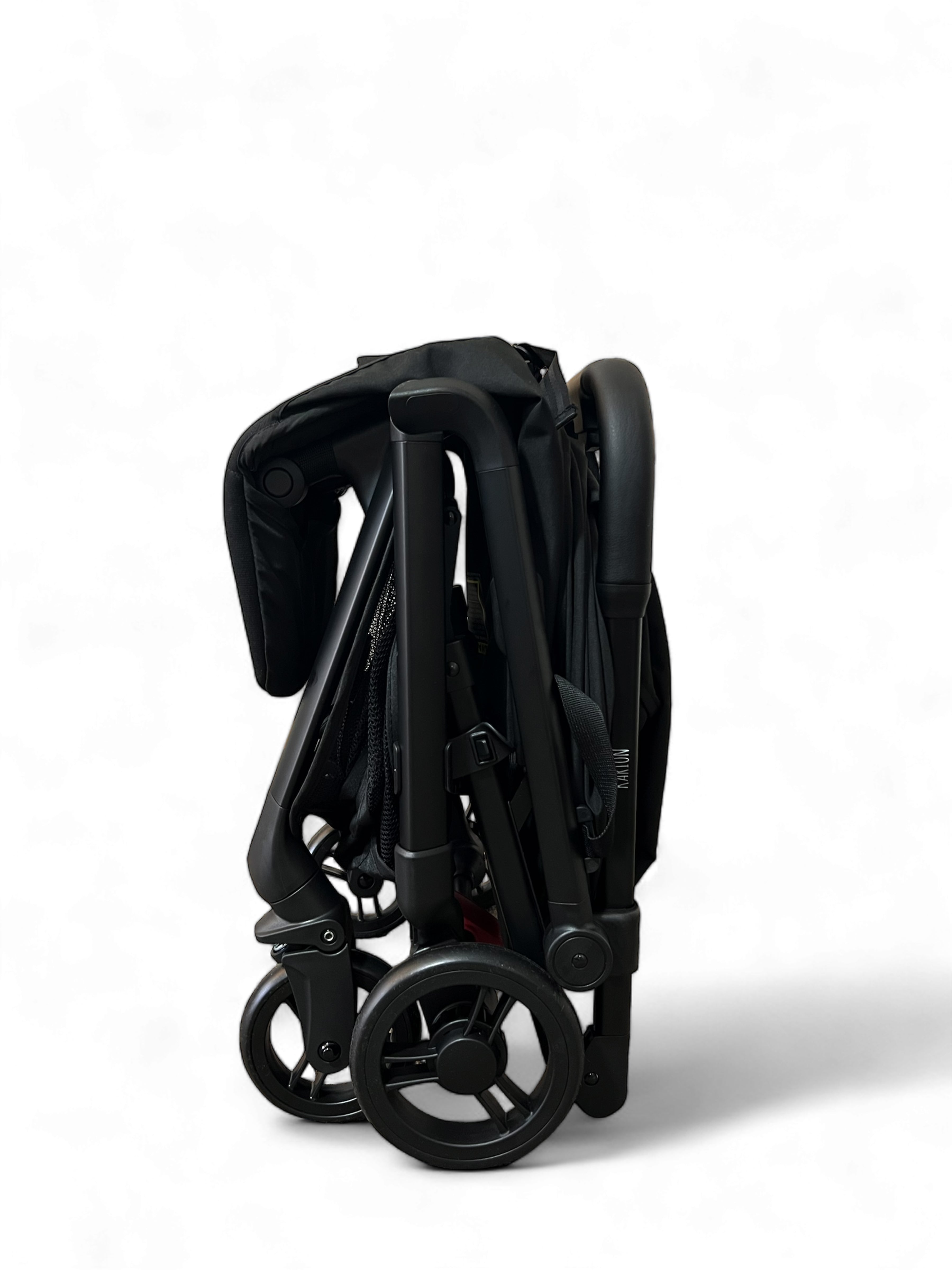 The Karion Pro Travel Stroller