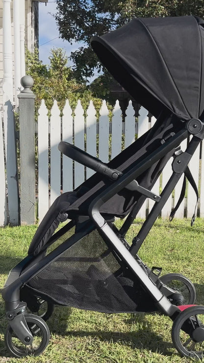 The Karion Pro Travel Stroller